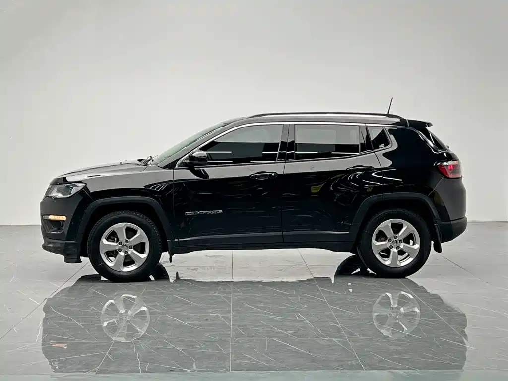 Jeep Compass 200T Auto Home Enjoy Edition, фото 3