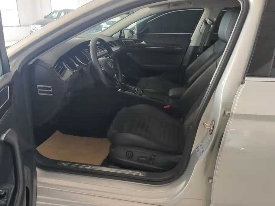 Volkswagen Magotan — миниатюра 9