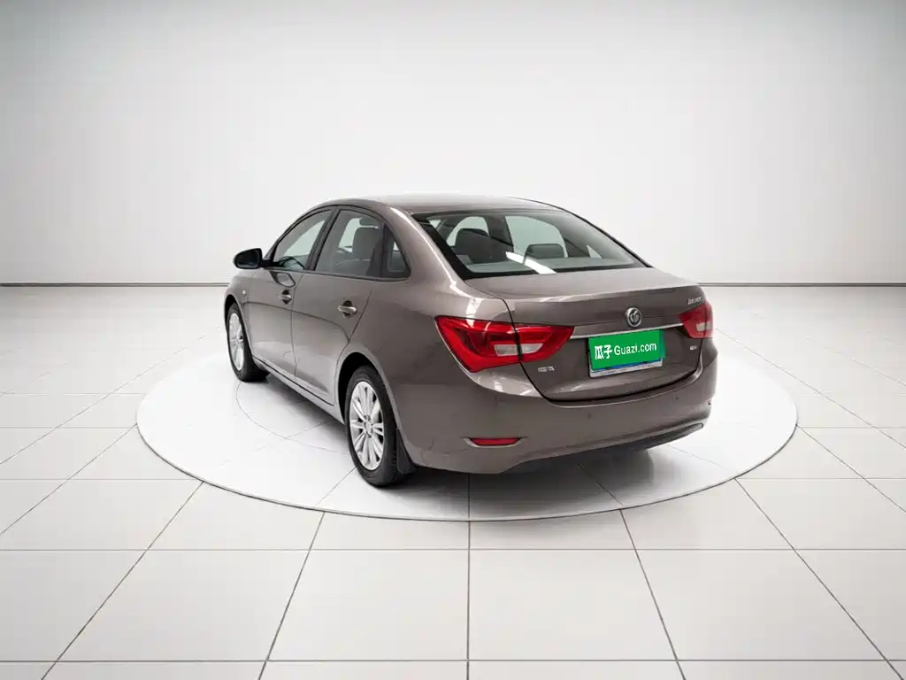 Buick Excelle — миниатюра 4