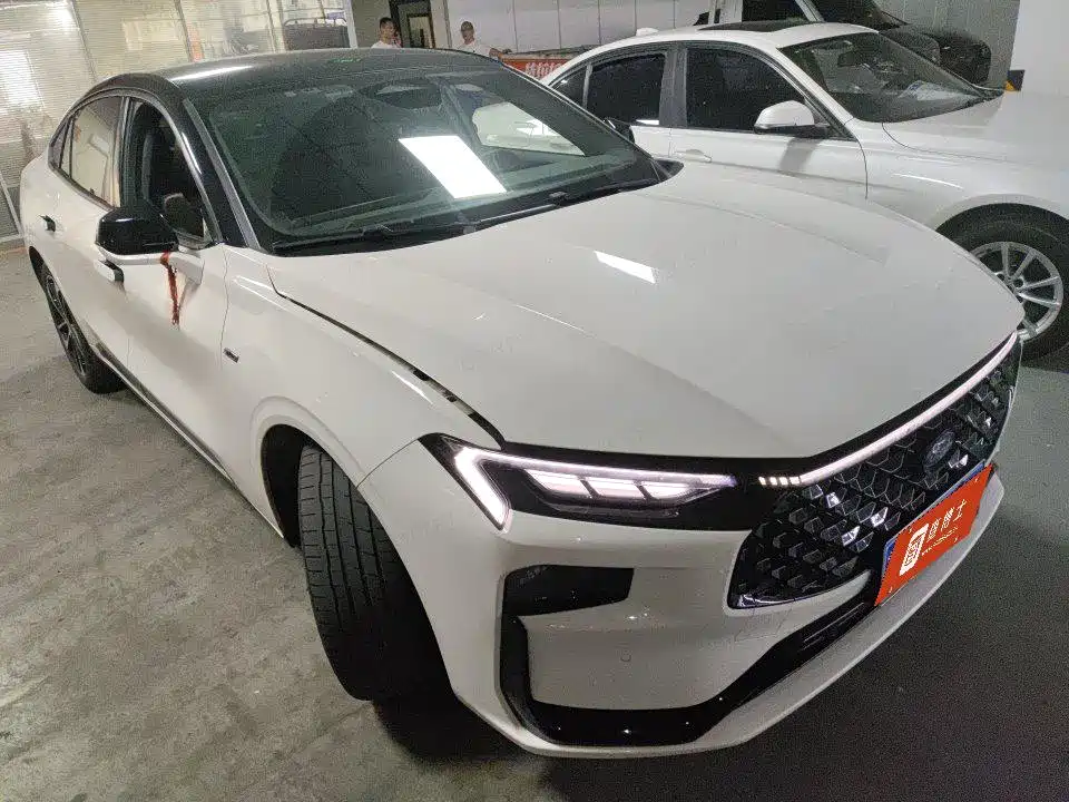 Ford Mondeo 2023 EcoBoost 245 ST-Line