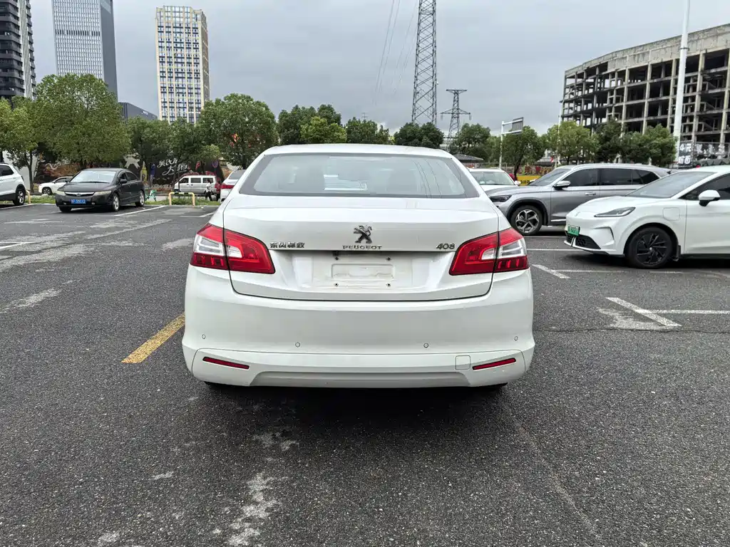 Peugeot 408 — миниатюра 4