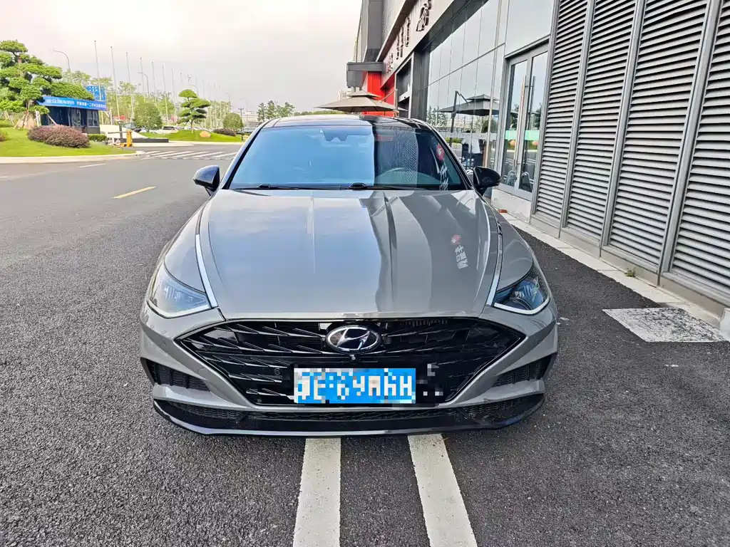Hyundai Sonata — миниатюра 2
