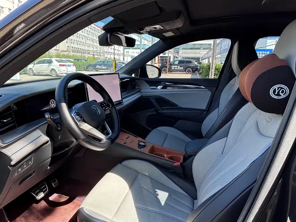 Volkswagen Tayron 2025 L 330TSI Elite City