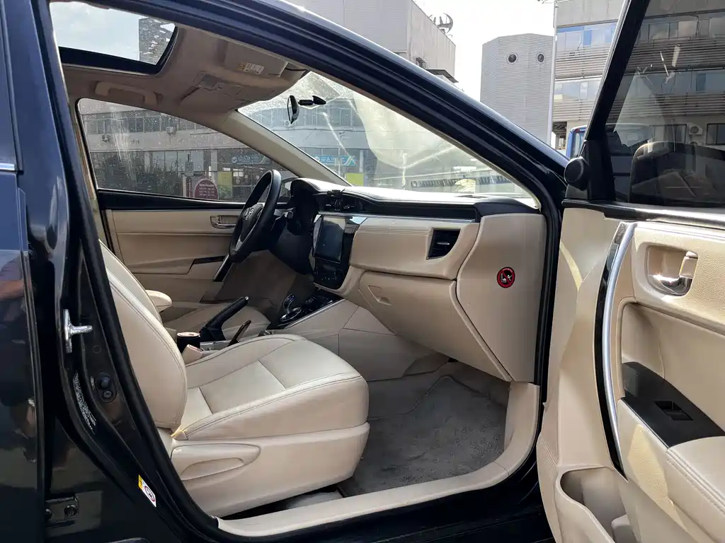 Toyota Corolla — миниатюра 13