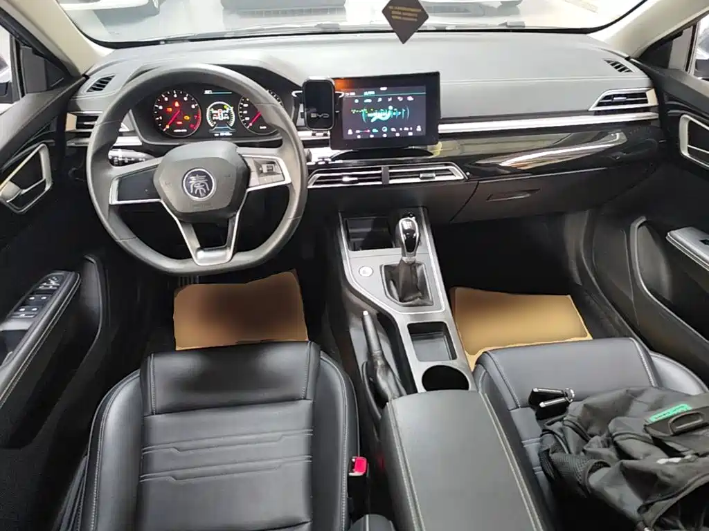 BYD Qin — миниатюра 16