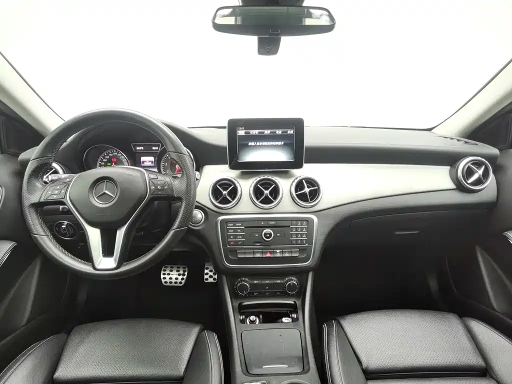 Mercedes-Benz GLA — миниатюра 5