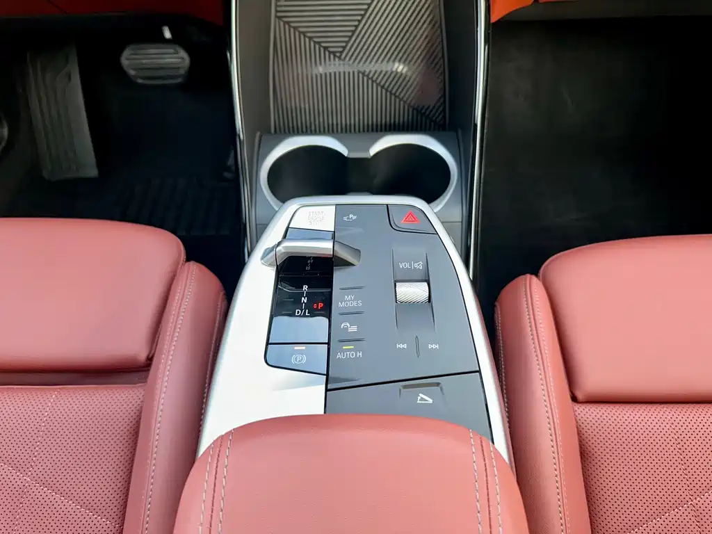 BMW X2 (Import) — миниатюра 18