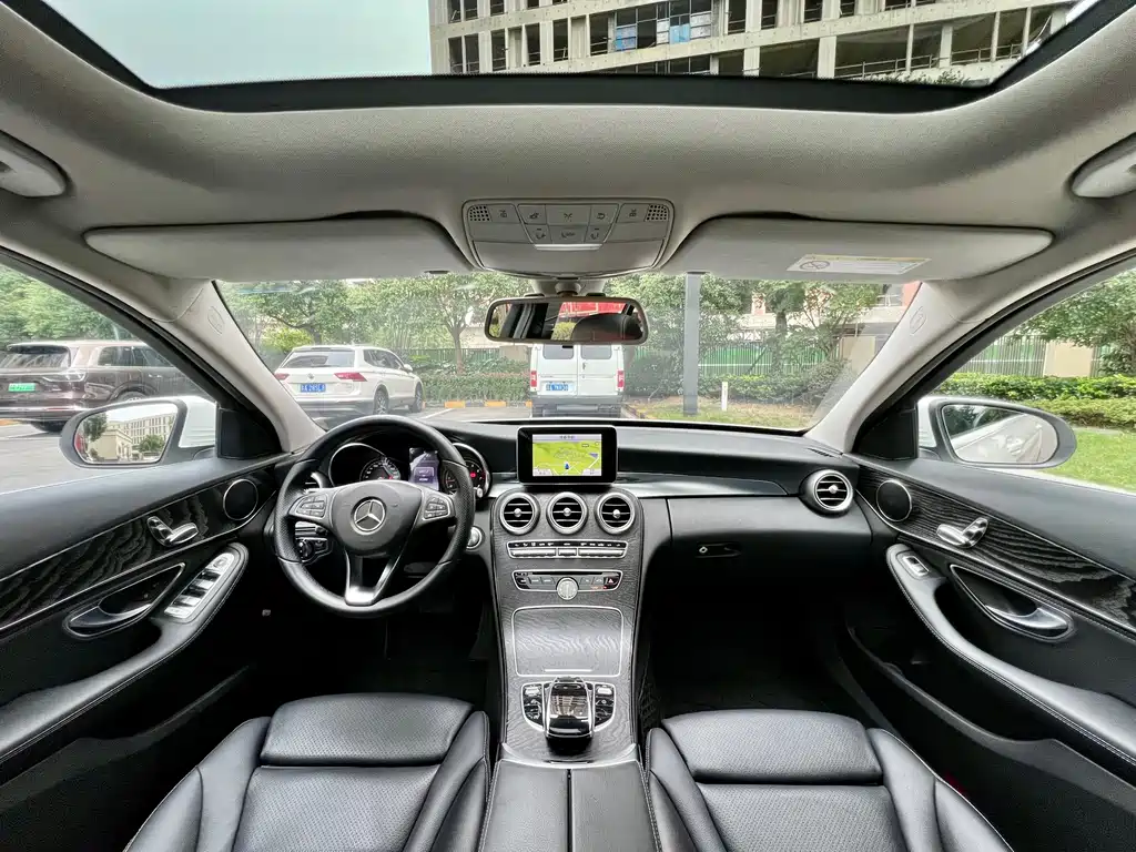Mercedes-Benz C-Class (Import) — миниатюра 5