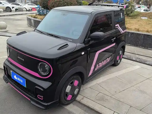 GEELY GALAXY PANDA 2025