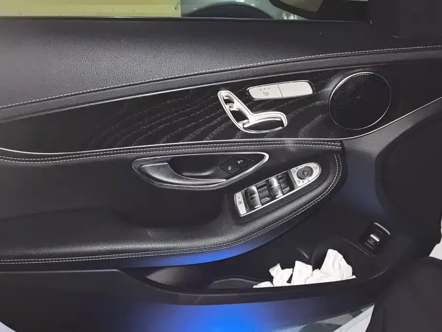 Mercedes-Benz C-Class — миниатюра 7