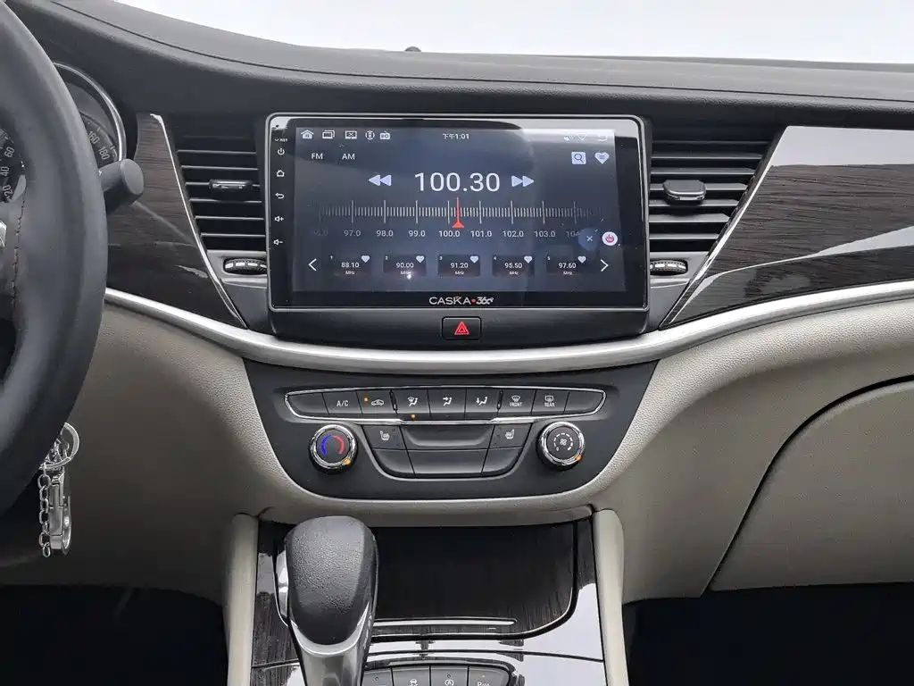 Buick Verano — миниатюра 12