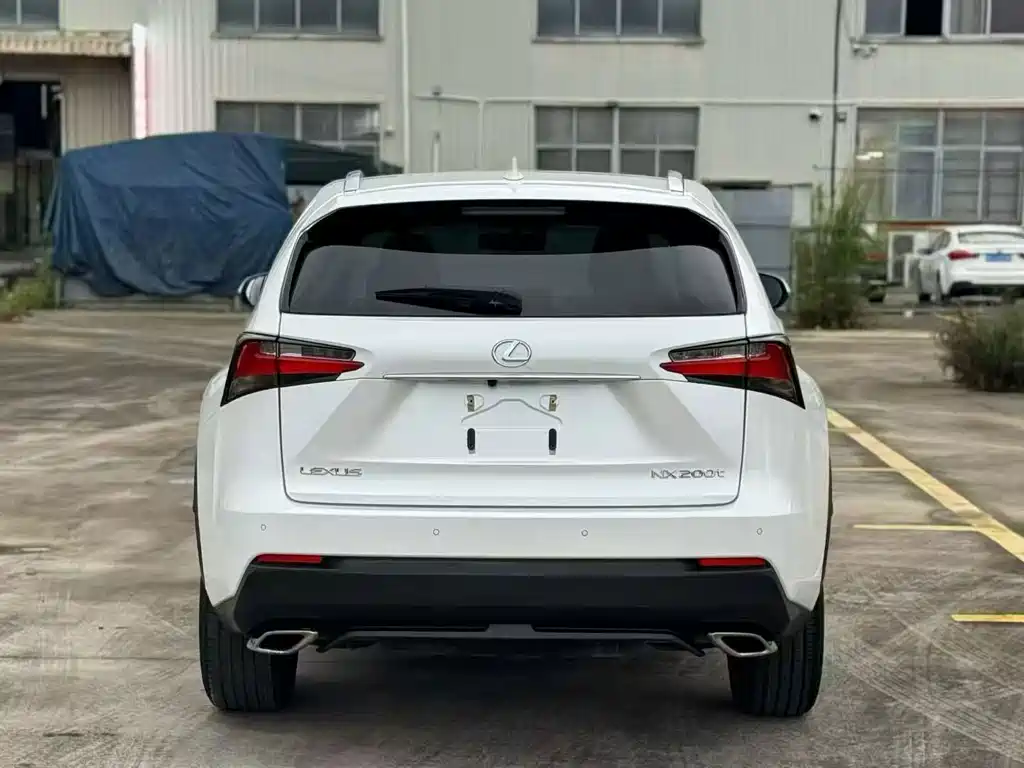 Lexus NX — миниатюра 8