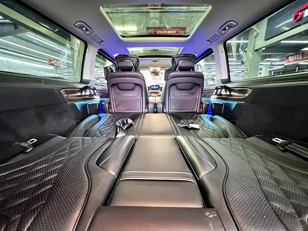 MERCEDES-BENZ V CLASS