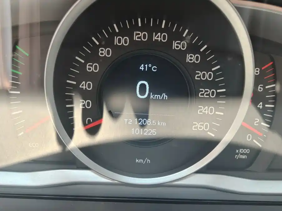 Volvo XC60 (Import) — миниатюра 6