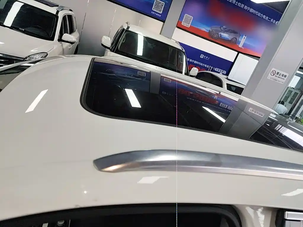 Audi Q5L — миниатюра 26