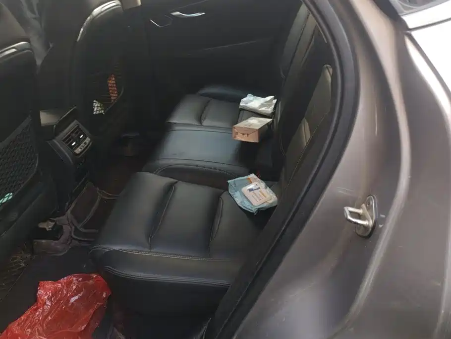 Geely Xingyue — миниатюра 11