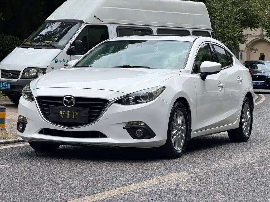 Mazda 3 Axela — миниатюра 3