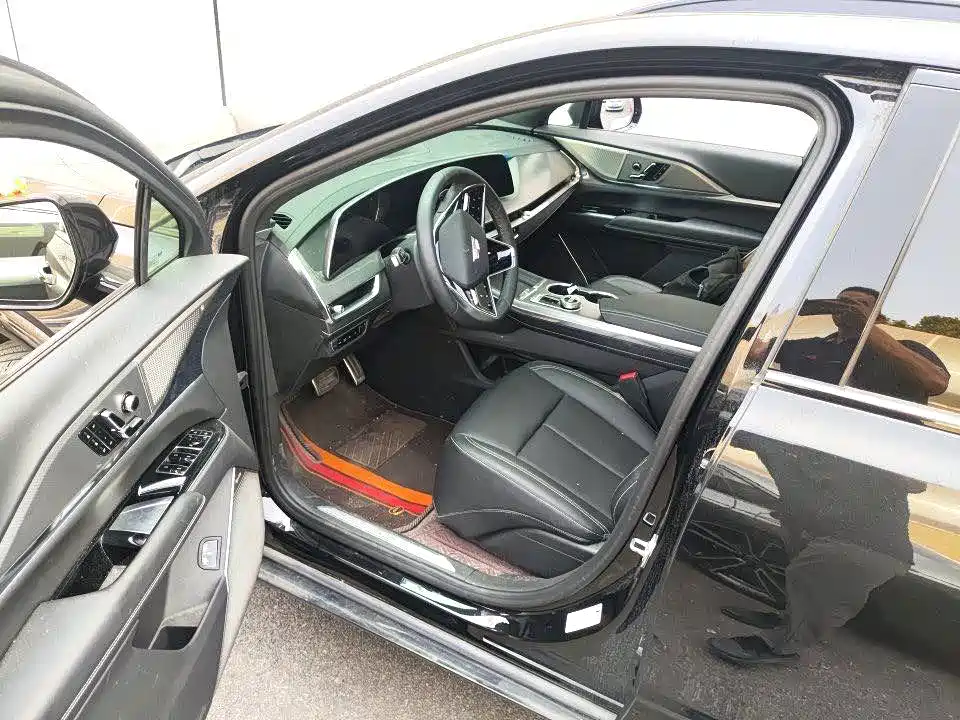 Cadillac XT5 — миниатюра 3