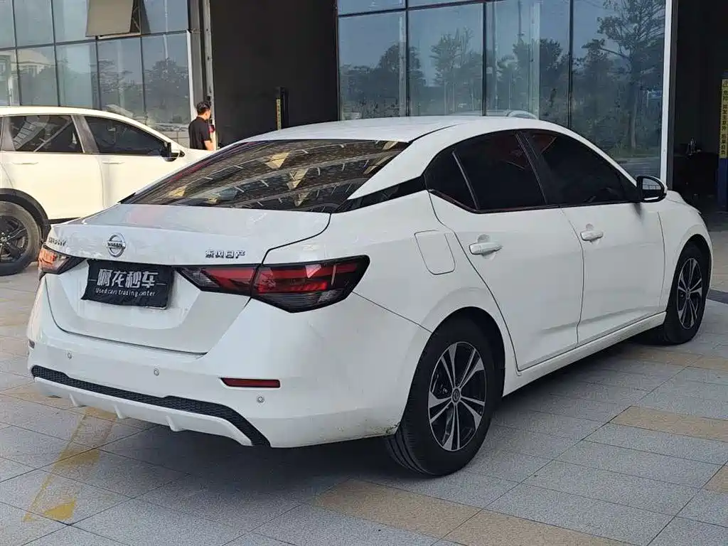 Nissan Sylphy — миниатюра 9