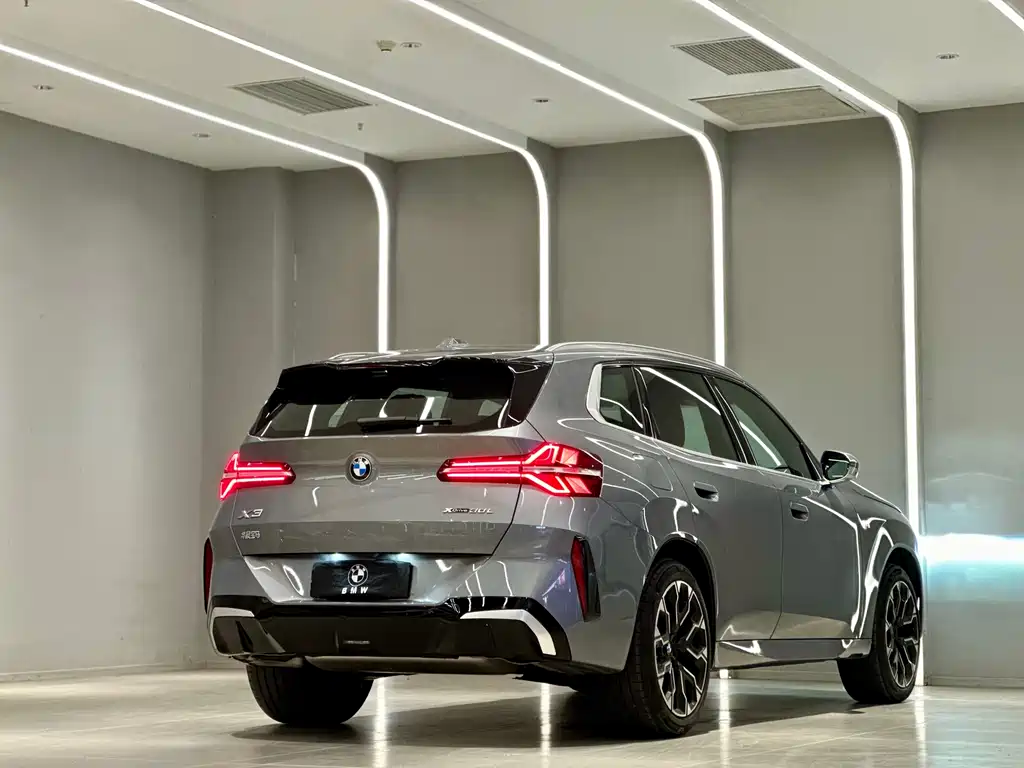 BMW X3 2025 xDrive30L Premium M Sport
