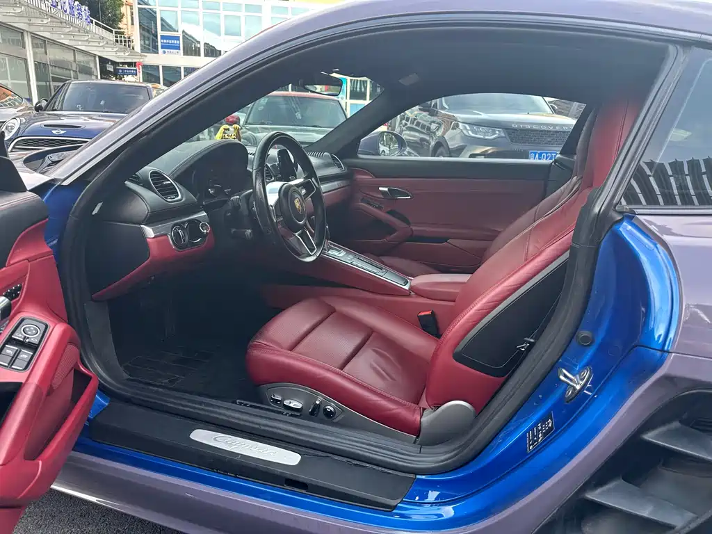 Porsche 718 2018 Cayman 2.0T
