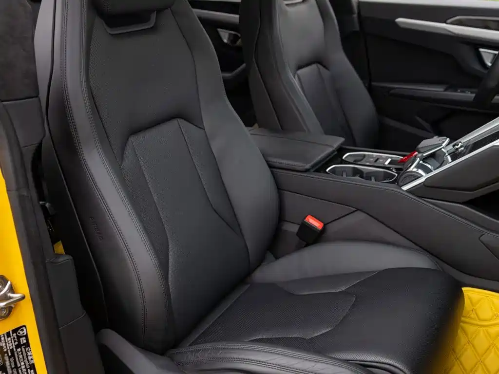 Lamborghini Urus — миниатюра 20