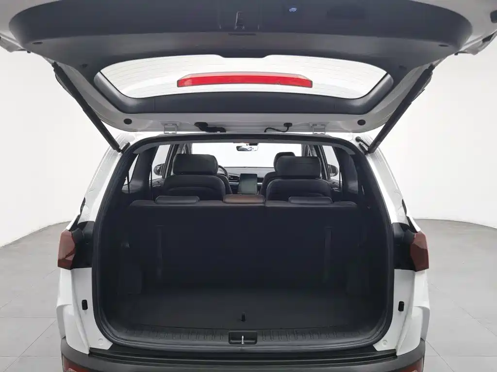 Hyundai Custo — миниатюра 16