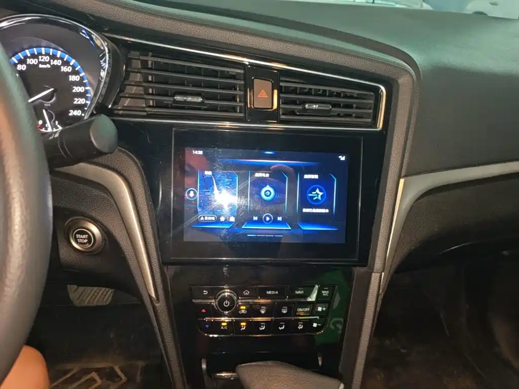 Venucia D60 — миниатюра 13