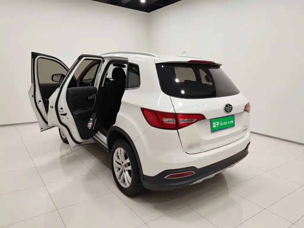 FAW Senya R7 — миниатюра 4