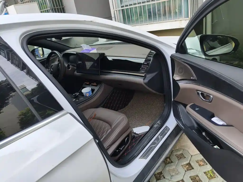 BYD Han — миниатюра 19