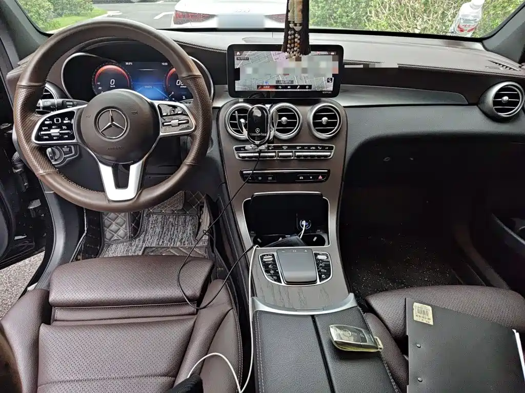 Mercedes-Benz GLC — миниатюра 10