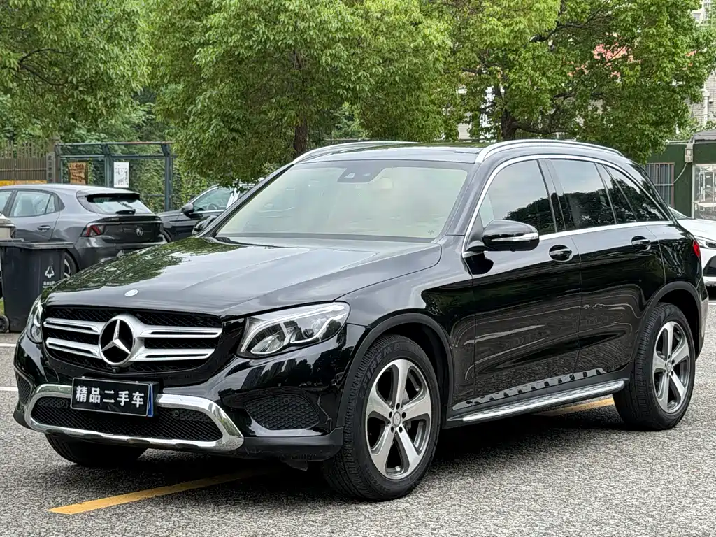 Купить Mercedes-Benz GLC