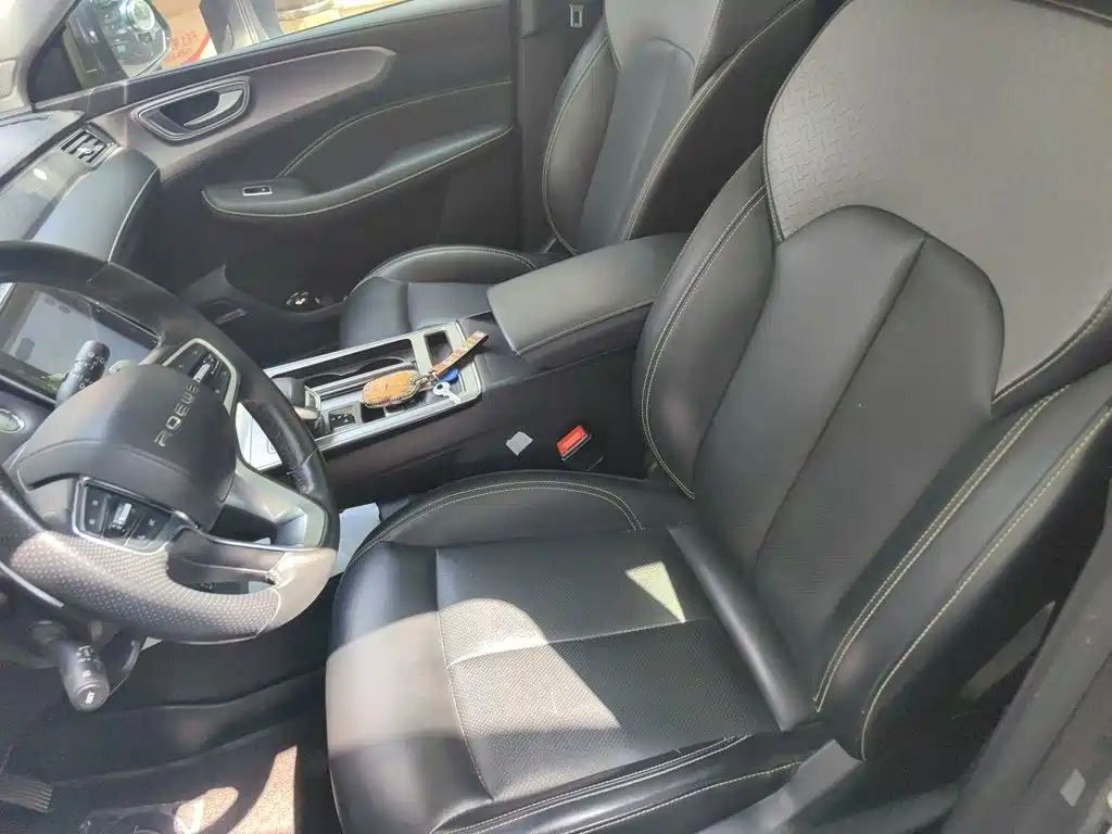 Roewe RX5 New Energy — миниатюра 16