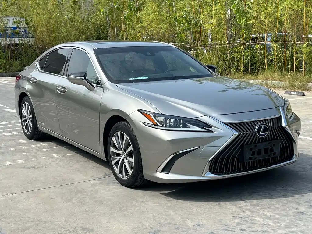 Lexus ES — миниатюра 3
