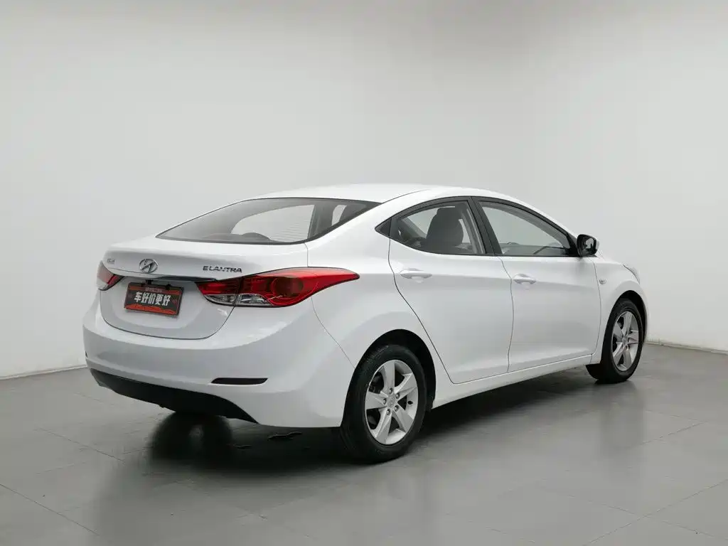 Hyundai Elantra Langdong — миниатюра 2