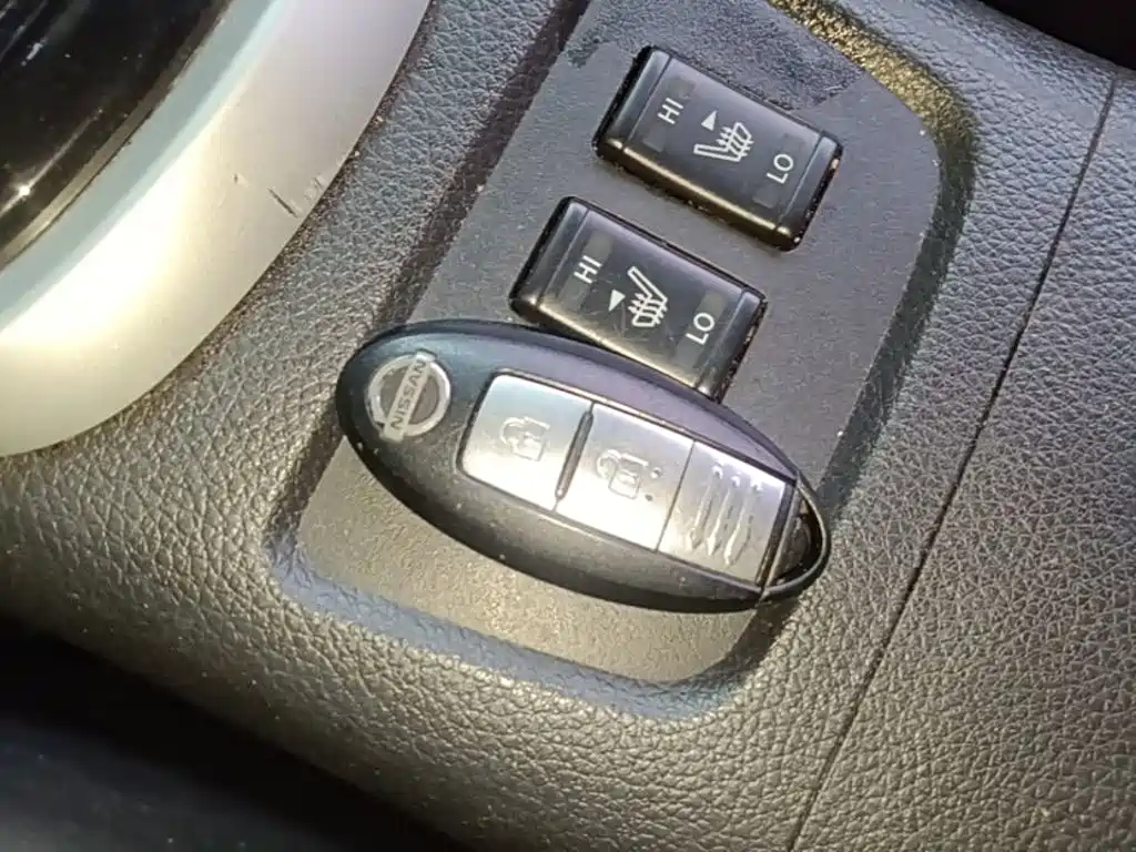 Nissan Tiida — миниатюра 9