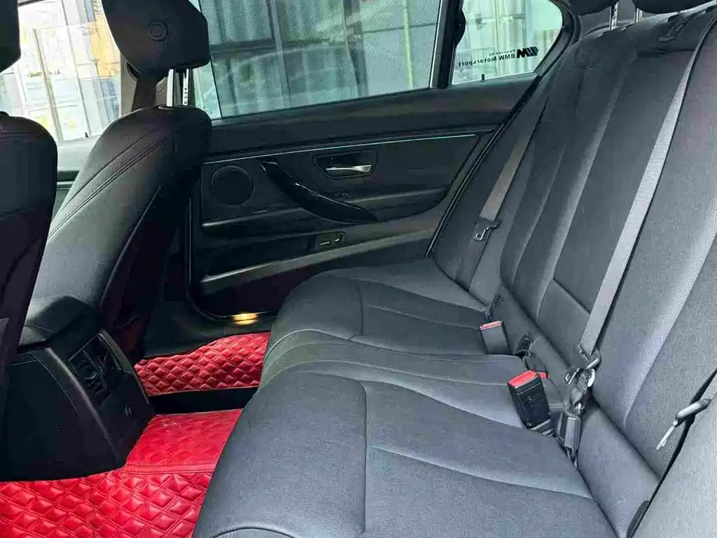 BMW 3 Series — миниатюра 10