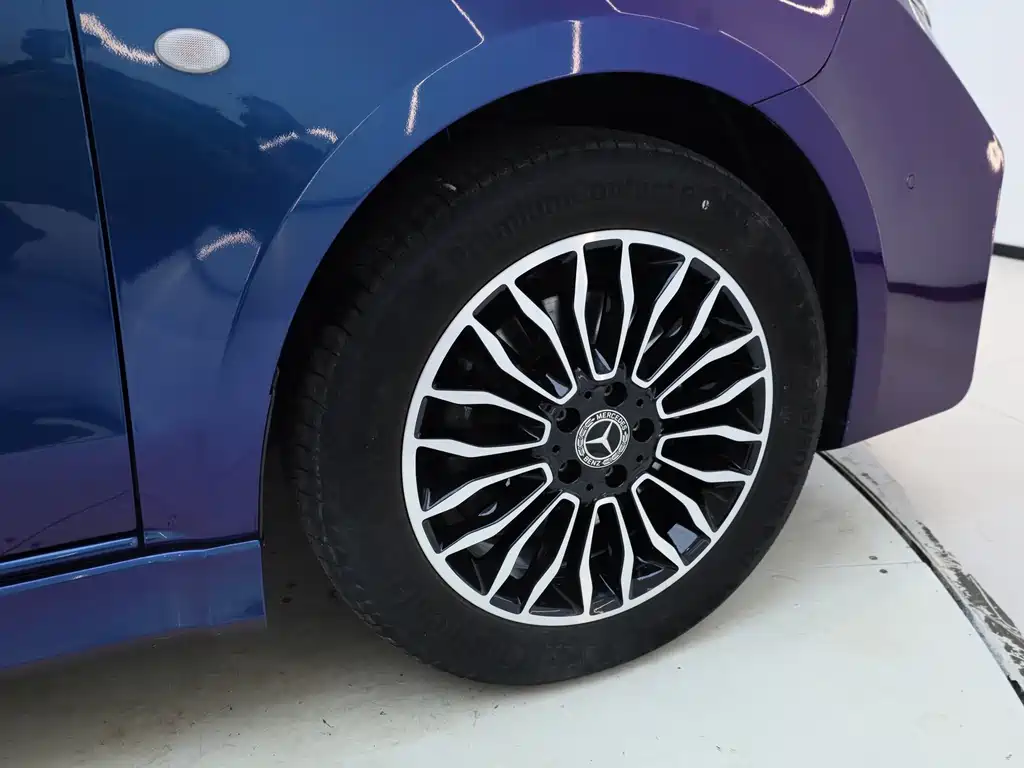 Mercedes-Benz Vito — миниатюра 17