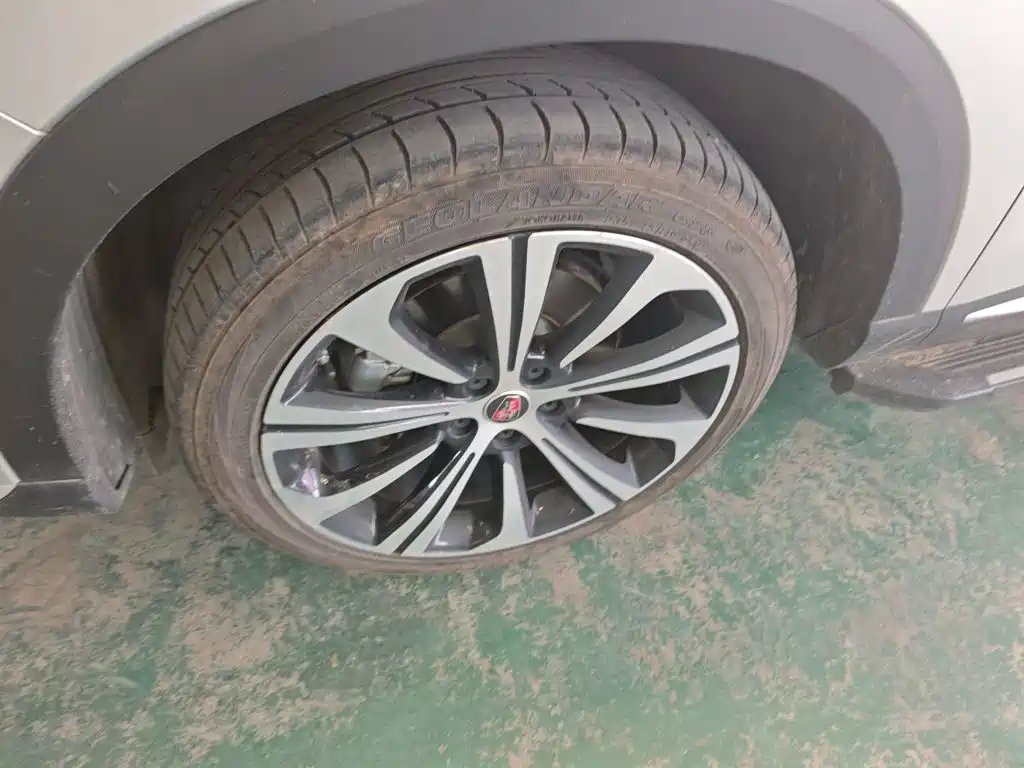 Roewe RX5 eMAX — миниатюра 23