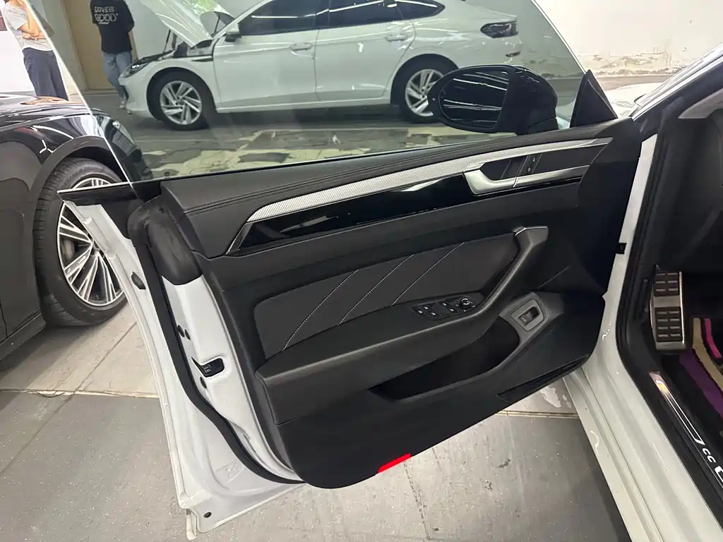 Volkswagen CC — миниатюра 5