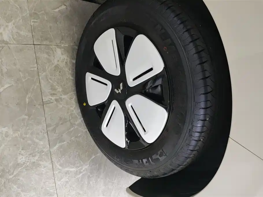 Wuling Mini EV MINIEV 2025 Premium +