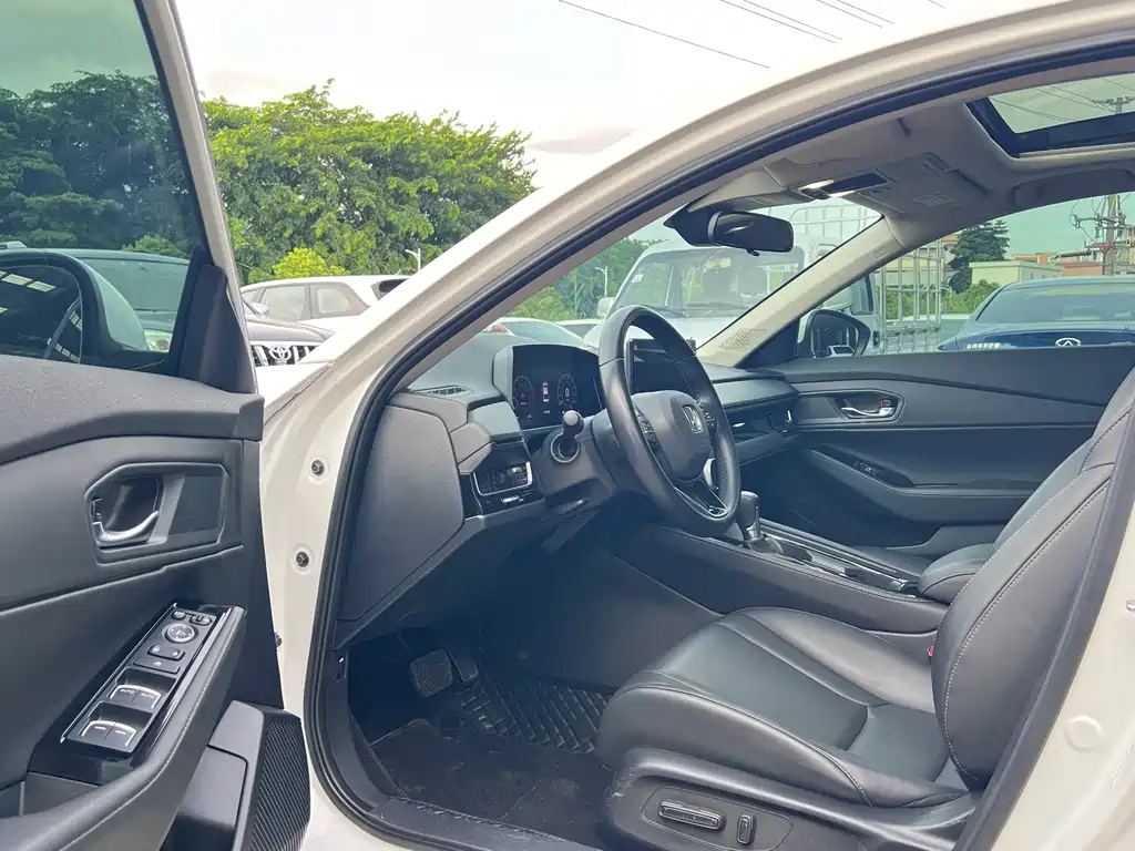 Honda Inspire 2024 260TURBO Elite