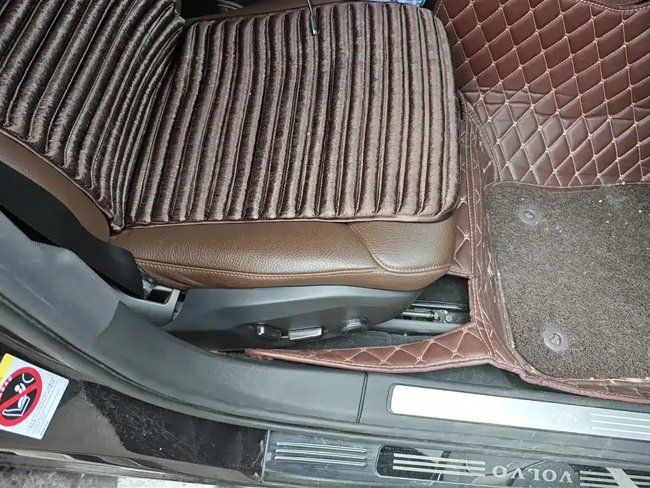 Volvo S90 2018 T4