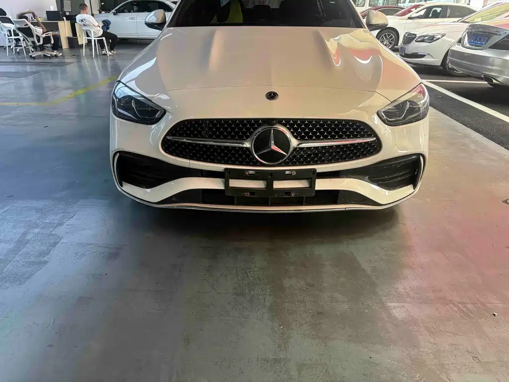 Mercedes-Benz C-Class — миниатюра 2