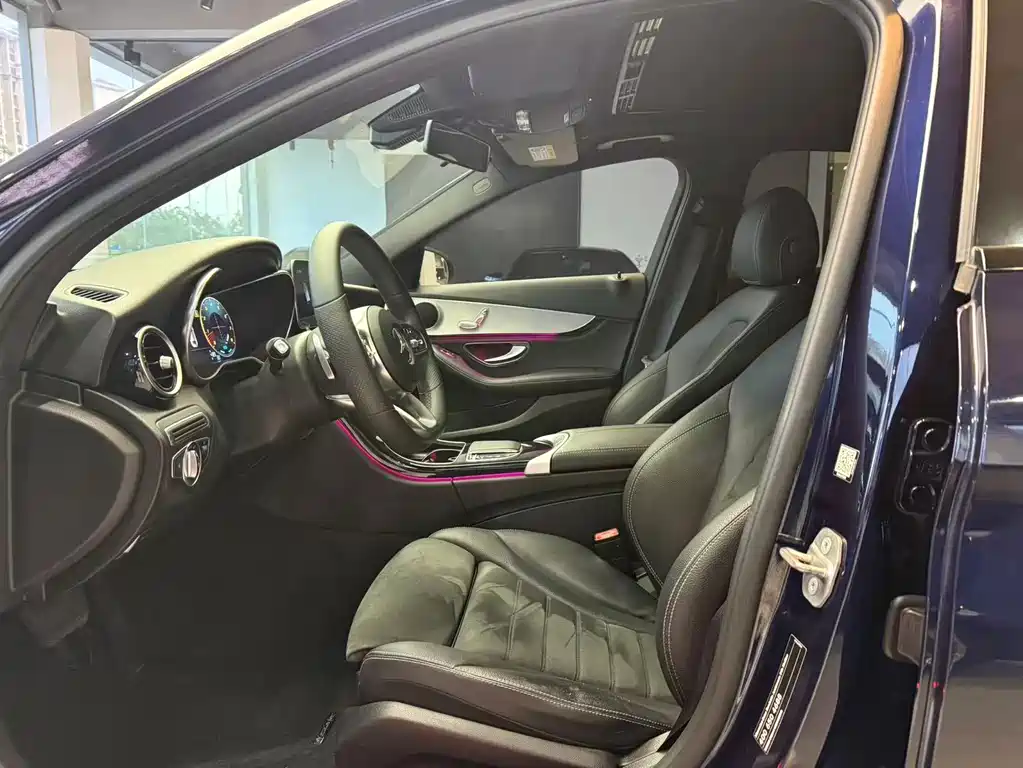 Mercedes-Benz C-Class — миниатюра 4