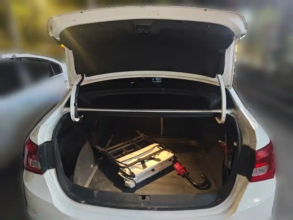 Buick Excelle — миниатюра 20