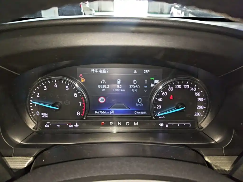 Ford Explorer — миниатюра 12