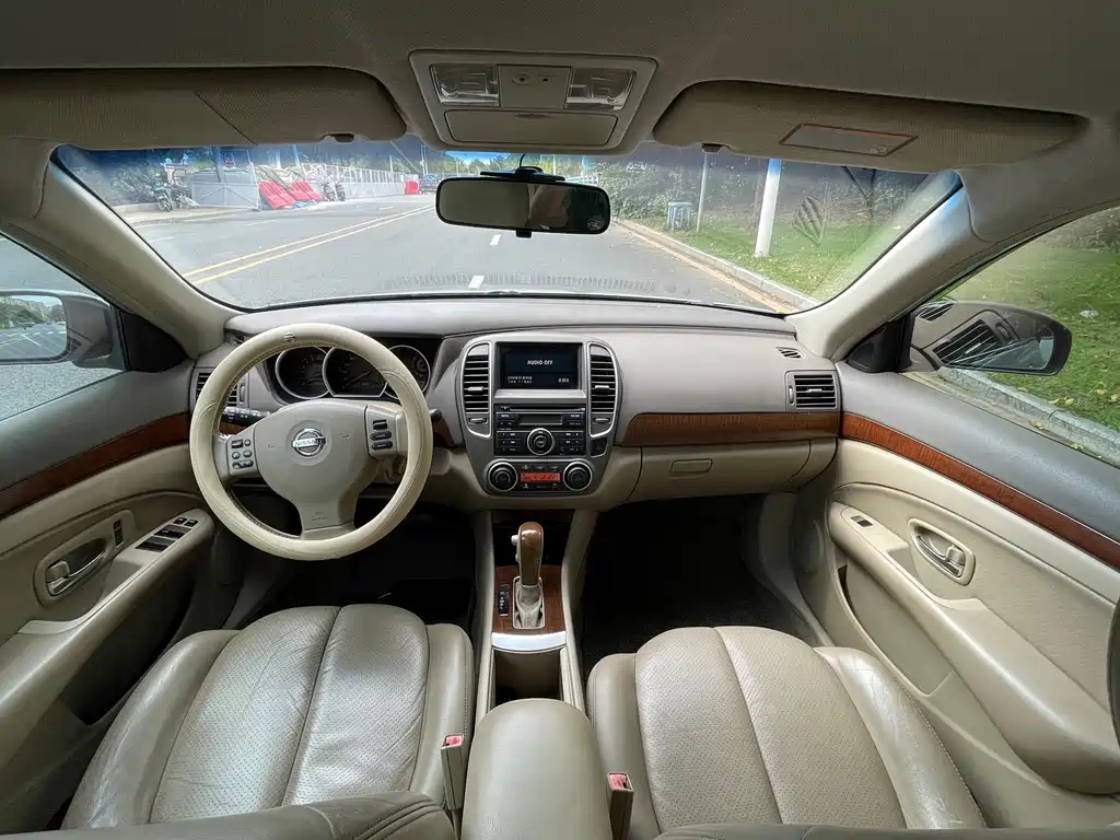 Nissan Sylphy 2009 2.0XL CVT