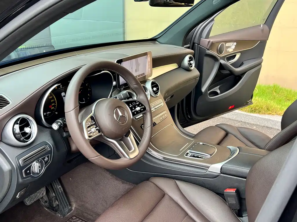 Mercedes-Benz GLC — миниатюра 9