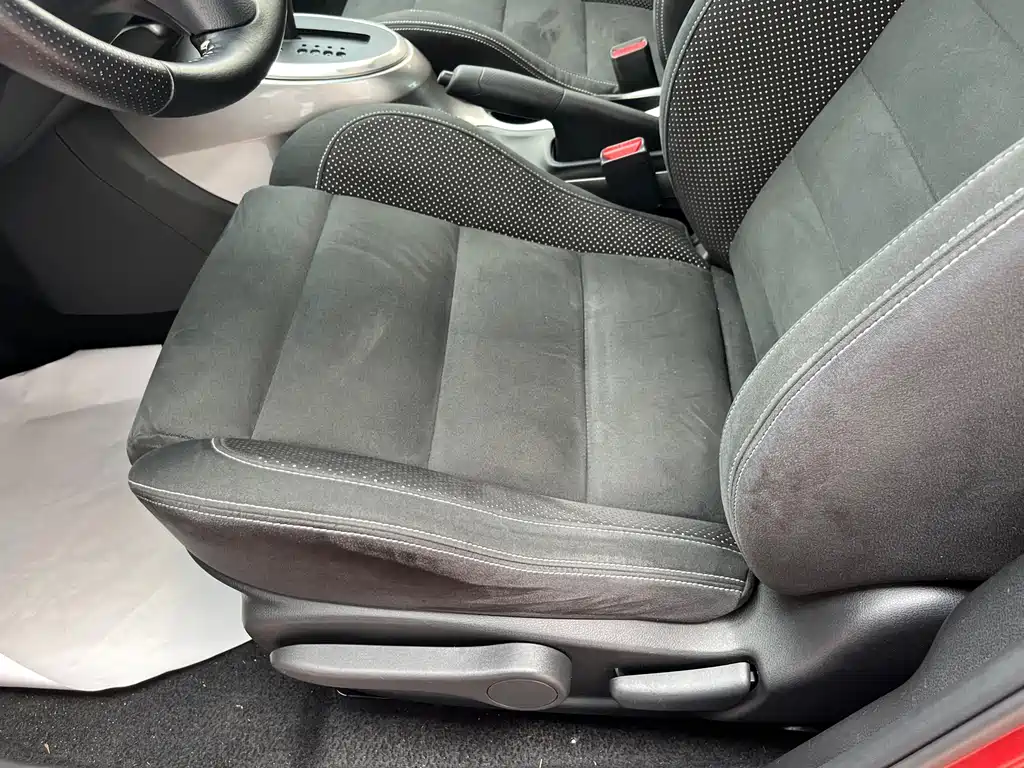 Infiniti ESQ — миниатюра 10